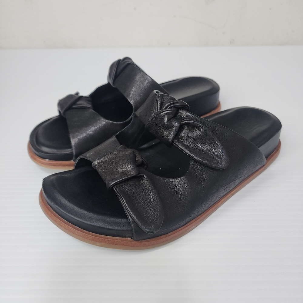 Sofft Alizah Knotted Straps Sandals